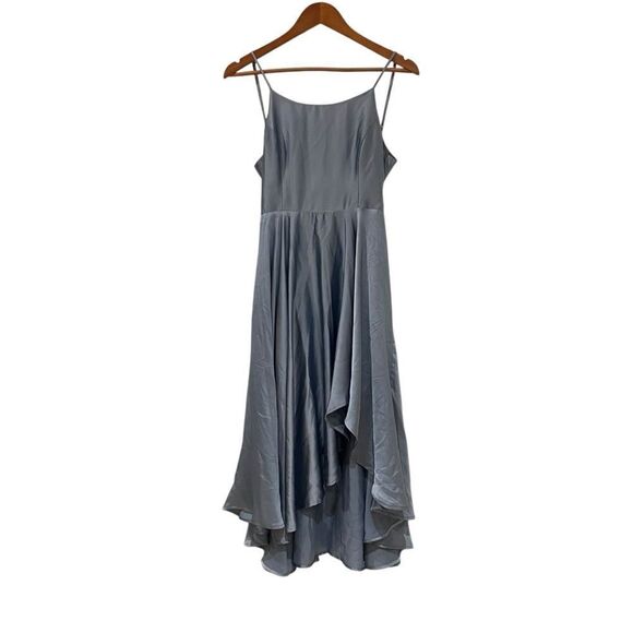 Lulus Dresses & Skirts - Lulu’s light blue flowy‎ dress. Size medium